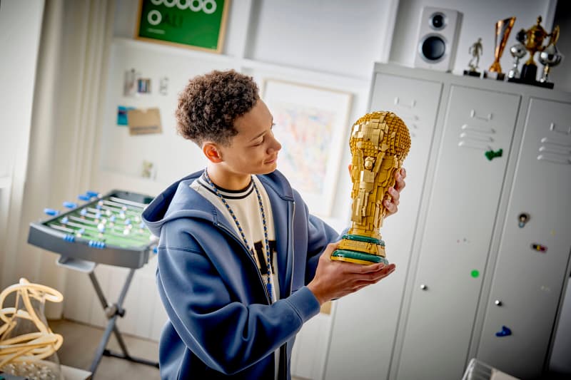 LEGO FIFA World Cup™ Official Trophy